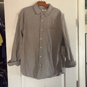 NWT modern weave button down shirt